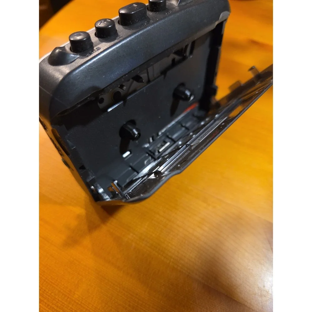 Sony Walkman WM-FX290 Portable Cassette Player FM AM TV Weather Band